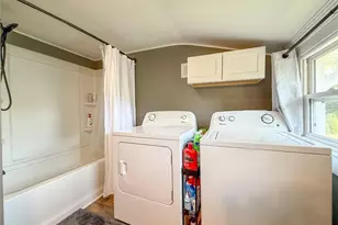1011 Ava St, Burlington, NC 27215 - Photo 19