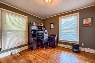 1011 Ava St, Burlington, NC 27215 - Photo 7