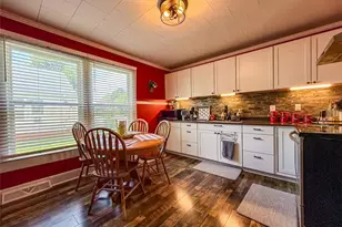 1011 Ava St, Burlington, NC 27215 - Photo 9