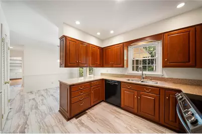 3709 Kirklees Road, Winston-Salem, NC 27104 - Photo 13