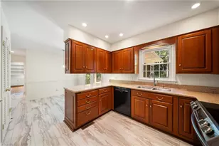 3709 Kirklees Rd, Winston-Salem, NC 27104 - Photo 13