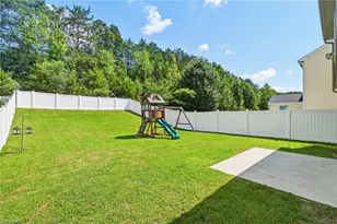 3833 Crestwell Cove Ct, Winston-Salem, NC 27103 - Photo 25