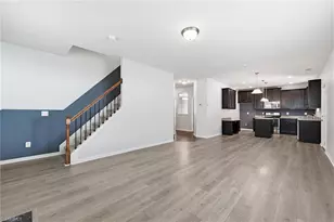 3833 Crestwell Cove Ct, Winston-Salem, NC 27103 - Photo 9