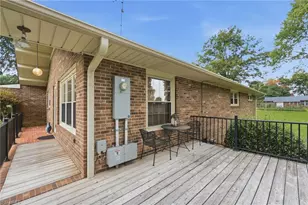325 Spring St, Yadkinville, NC 27055 - Photo 25