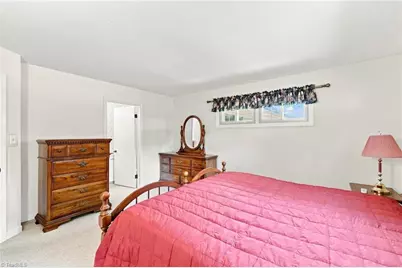 325 Spring Street, Yadkinville, NC 27055 - Photo 11