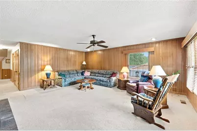 325 Spring Street, Yadkinville, NC 27055 - Photo 3