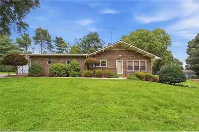 325 Spring Street, Yadkinville, NC 27055 - Photo 1