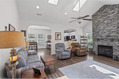 1240 United Court, Winston-Salem, NC 27103 - Photo 7