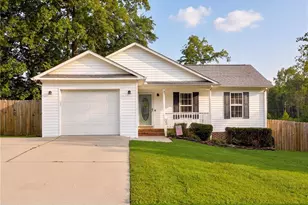 23 Braxton Ln, Thomasville, NC 27360 - Photo 1