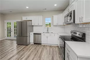 1329 Belleauwood St, Winston-Salem, NC 27107 - Photo 7