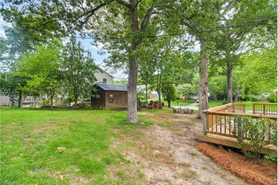 2913 Shady Lawn Drive, Greensboro, NC 27408 - Photo 25