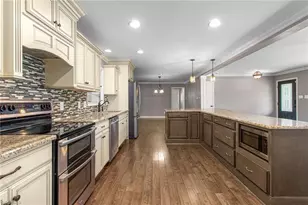 1971 Delaine Dr, Burlington, NC 27215 - Photo 11