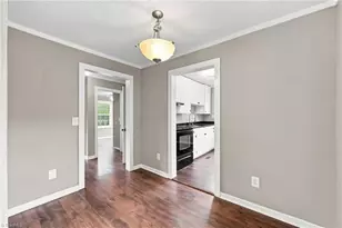 402 Gilbreath St, Graham, NC 27253 - Photo 19