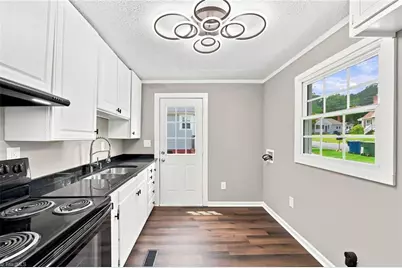 402 Gilbreath Street, Graham, NC 27253 - Photo 21