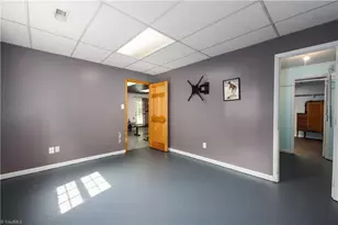 3900 Briarwood Ave, High Point, NC 27265 - Photo 27