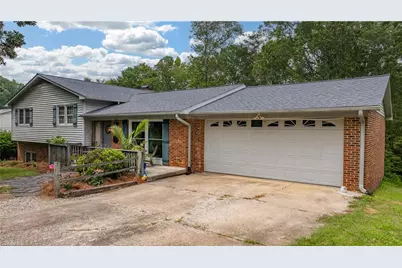 3900 Briarwood Avenue, High Point, NC 27265 - Photo 3