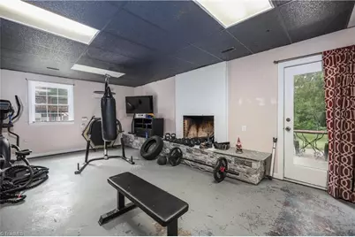 3900 Briarwood Avenue, High Point, NC 27265 - Photo 25
