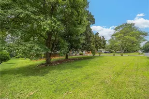 3900 Briarwood Ave, High Point, NC 27265 - Photo 41