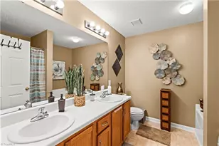 808 Chesapeake Ln, Archdale, NC 27263 - Photo 19
