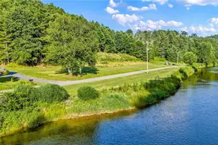 1092 Hartzog Ford Rd, West Jefferson, NC 26342 - Photo 9