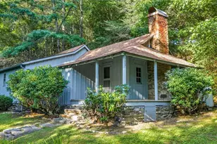 1092 Hartzog Ford Rd, West Jefferson, NC 26342 - Photo 3