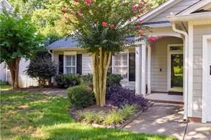 2315 Meadow Gate Dr, Greensboro, NC 27455 - Photo 3