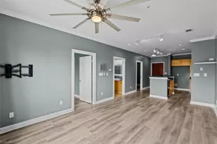 411 W Washington St, Greensboro, NC 27401 - Photo 9