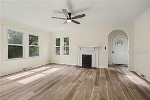 210 Stone St, Thomasville, NC 27360 - Photo 3