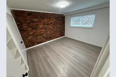 222 N Hawthorne Road #B, Winston-Salem, NC 27104 - Photo 9