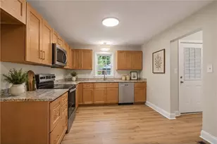 2309 Fernwood Dr, Greensboro, NC 27408 - Photo 13