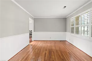 560 Kelway Pl, Winston-Salem, NC 27104 - Photo 9