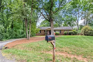 560 Kelway Pl, Winston-Salem, NC 27104 - Photo 3