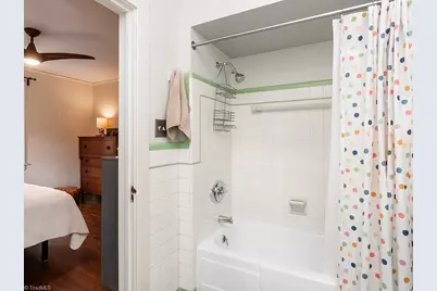 912 W Davis Street, Burlington, NC 27215 - Photo 25