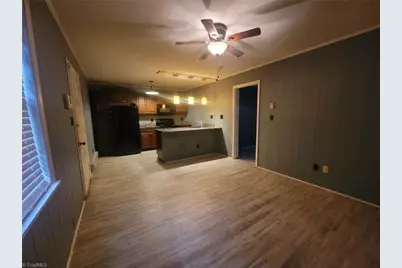 4295 Brownsboro Road #03, Winston-Salem, NC 27106 - Photo 3