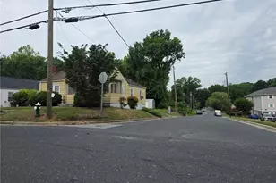 600 Warren St, Greensboro, NC 27403 - Photo 11