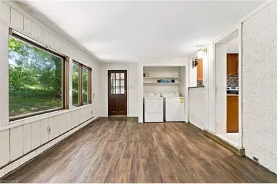 2411 Dellwood Drive, Greensboro, NC 27408 - Photo 27