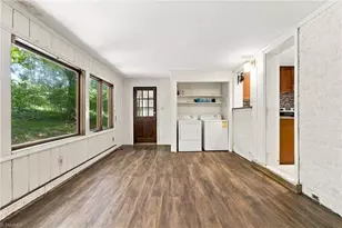 2411 Dellwood Dr, Greensboro, NC 27408 - Photo 27
