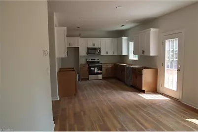 4533 Baux Mountain Road, Winston-Salem, NC 27105 - Photo 5