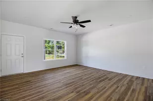 4533 Baux Mountain Rd, Winston-Salem, NC 27105 - Photo 5