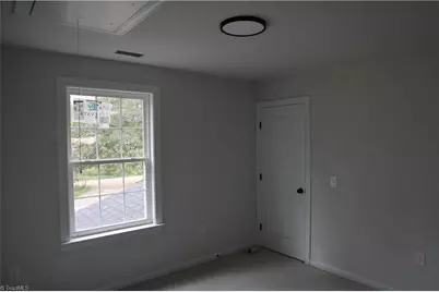 4533 Baux Mountain Road, Winston-Salem, NC 27105 - Photo 9