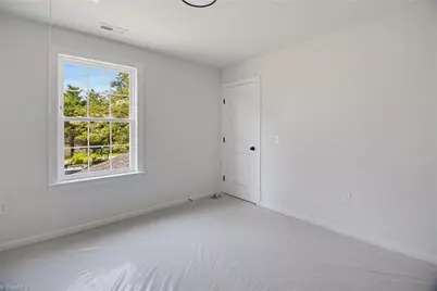 4533 Baux Mountain Road, Winston-Salem, NC 27105 - Photo 15