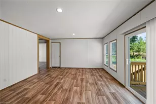 242 Old Thomasville Rd, Winston-Salem, NC 27107 - Photo 23