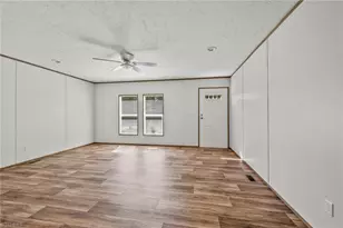 242 Old Thomasville Rd, Winston-Salem, NC 27107 - Photo 5