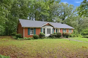 8791 Desmond Dr, Lewisville, NC 27023 - Photo 3
