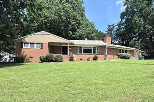 1603 Wendover Dr, High Point, NC 27262 - Photo 1