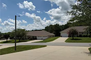 164 Brook Hill Ct, Elkin, NC 28621 - Photo 3
