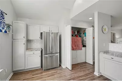 3367 Victoria Park Lane, Winston-Salem, NC 27103 - Photo 11