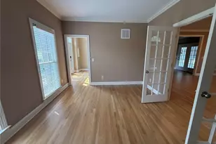 1016 Longhorn Ct, Greensboro, NC 27455 - Photo 11