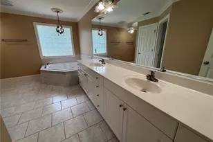 1016 Longhorn Ct, Greensboro, NC 27455 - Photo 15