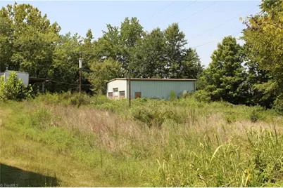 1506 Lexington Avenue, Thomasville, NC 27360 - Photo 19